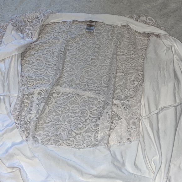 In bloom by Jon Gail robe - Picture 8 of 8